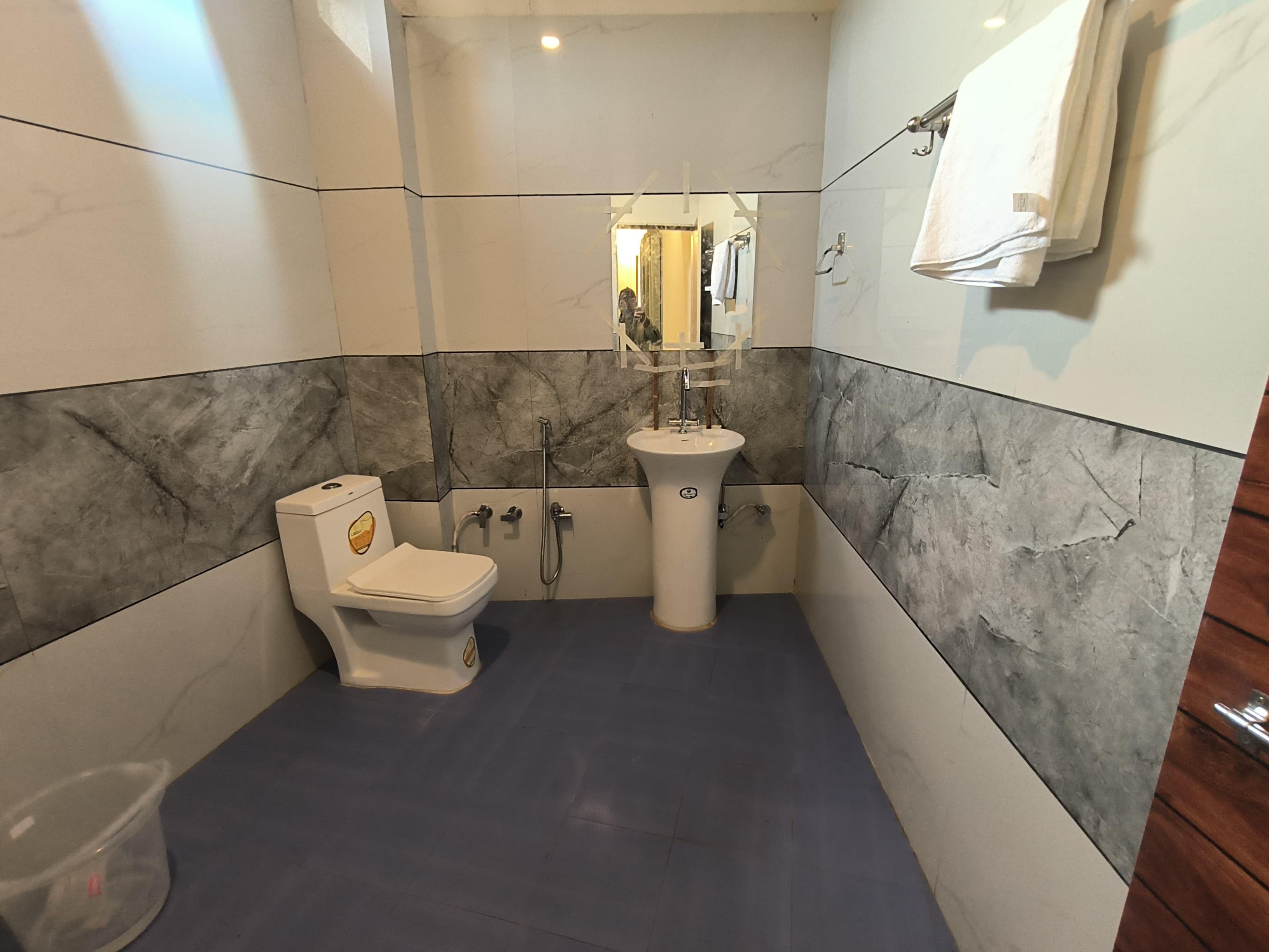 Modern bathroom with marble tiles